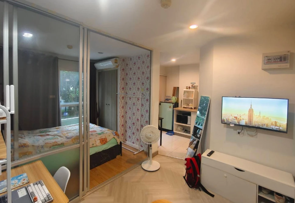 ให้เช่า Lumpini ville onnut 46 ชั้น 2 ห้องกั้น แต่งครบ น่าอยู่ จองเลย ห้ามพลาด
