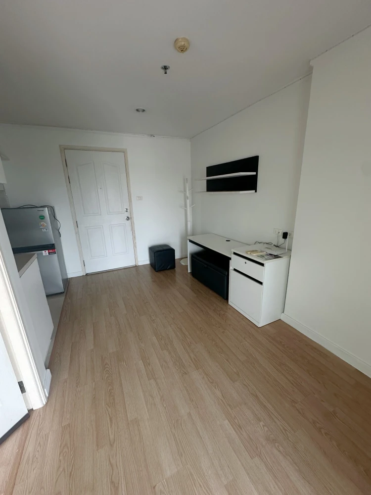 ให้เช่า Lumpini Ville Phibulsongkhram-Riverview ห้องชั้น 18 มาพร้อมเฟอร์นิเจอร์ครบครัน ทำเลดี จองด่วน