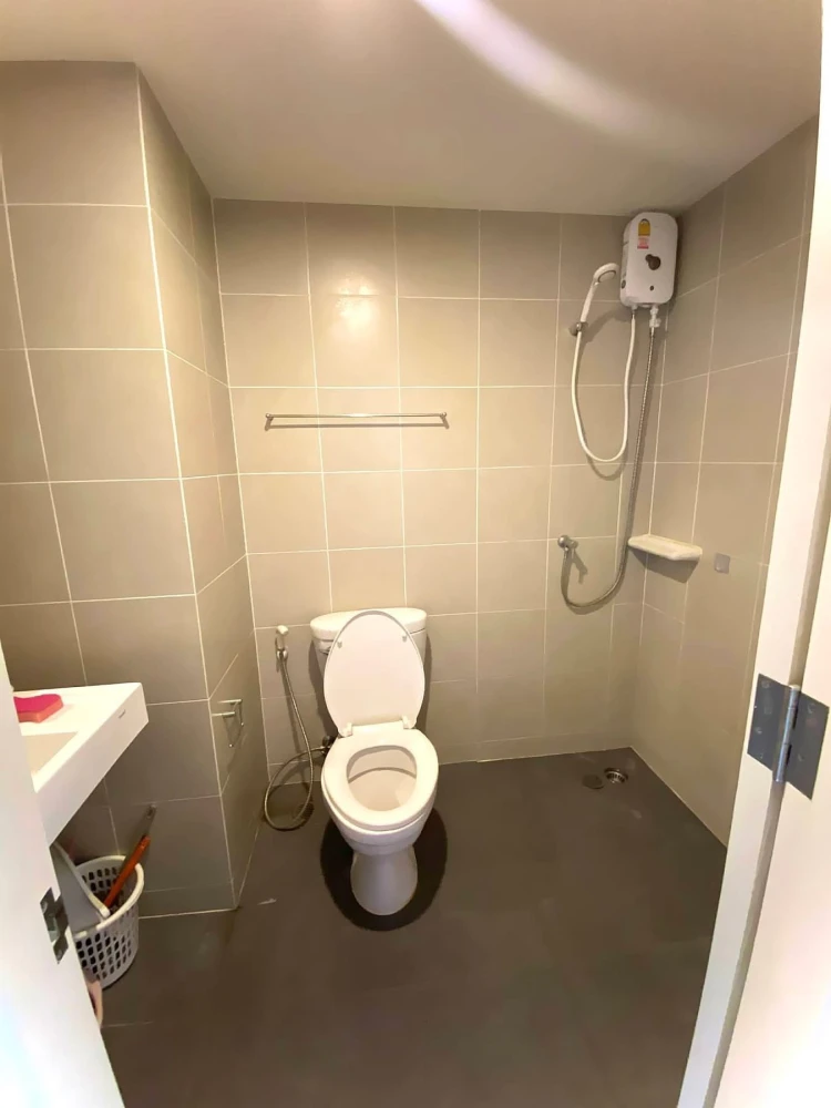 ให้เช่า Lumpini Ville Pranangklao-Riverview ชั้น 5 ห้องแต่งครบ น่าอยู่ จองเลย ด่วนๆ