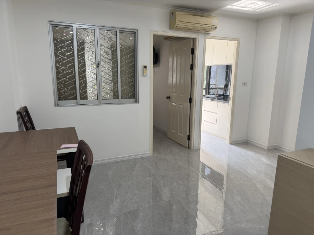 ให้เช่า Lumpini Ville Ramintra - Laksi 1 ห้องนอน 1 ห้องน้ำ เฟอร์นิเจอร์ครบครัน หิ้วกระเป๋าเข้าอยู่ได้เลยจ้า