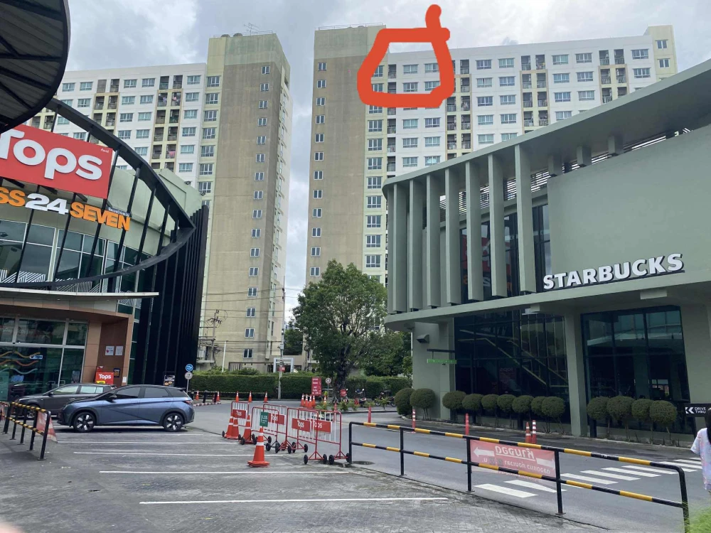 ให้เช่า Lumpini Ville Sukhumvit 77-2 ห้องนอนติดวอลเปเปอร์ลายสวย พร้อมเฟอร์นิเจอร์ครบเซต รีบจองเลย