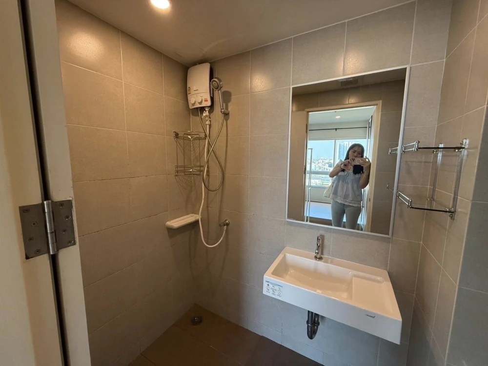 ให้เช่า Lumpini Ville Suksawat - Rama 2 ห้องน่าอยู่ ชั้น 12 สิ่งอำนวยความสะดวกครบครัน รีบจองเลยจ้า