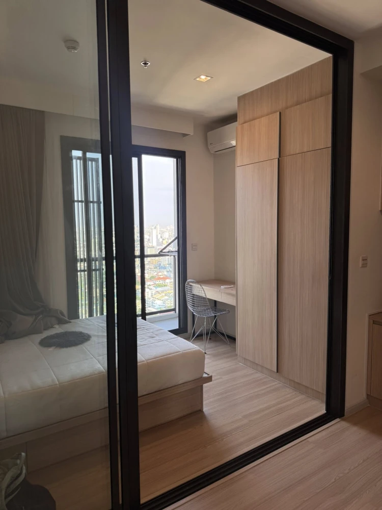 ให้เช่า M Jatujak 1 ห้องนอน 1 ห้องน้ำ ชั้นสูง วิวสวย ไม่บล็อค เฟอร์นิเจอร์ครบครัน ดีแบบนี้ห้ามพลาด