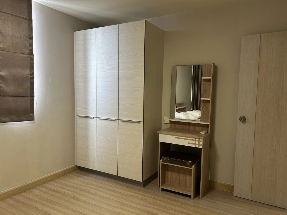 ให้เช่า M Society Condominium ห้องกว้างพื้นที่ใช้สอยเยอะ มาพร้อมเฟอร์และเครื่องใช้ไฟฟ้าครบครัน จองเลยจ้า