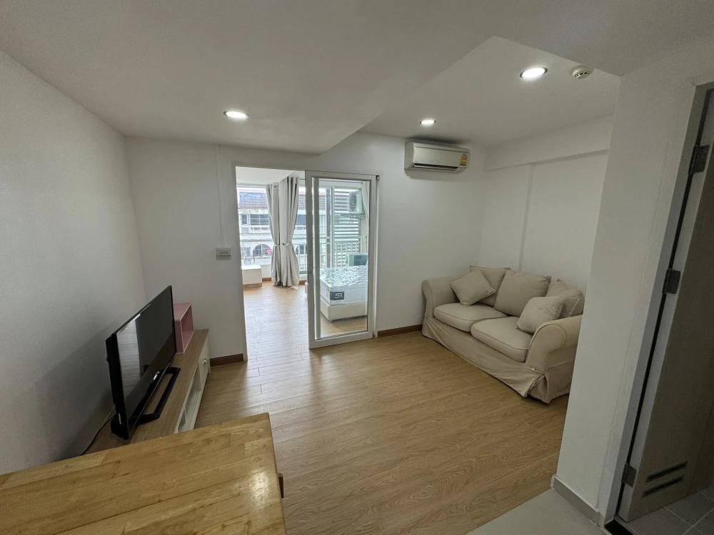 ให้เช่า M Society Condominium ห้องน่าอยู่ ชั้น 5 ทำเลดี เฟอร์นิเจอร์ครบครัน จองเลยด่วนๆ