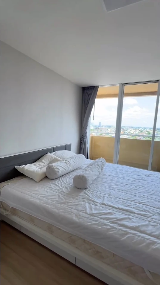 ให้เช่า M Society Condominium ห้องพร้อมอยู่ สิ่งอำนวยความสะดวกครบครัย ราคาอย่างคุ้ม จองลย อย่าพลาด