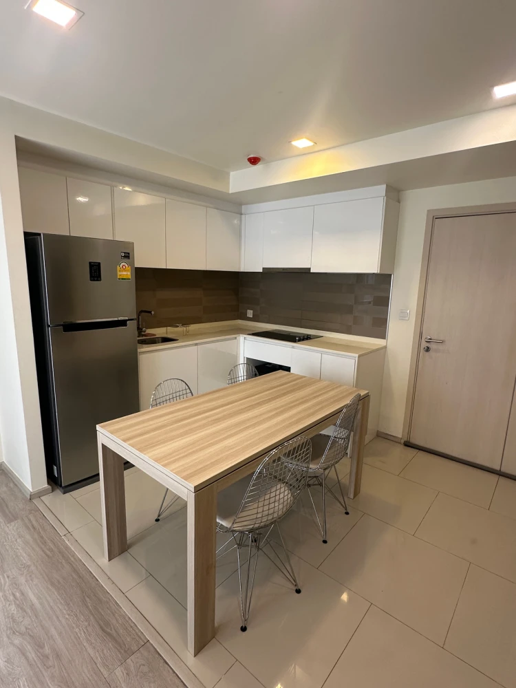 ให้เช่า Maestro 03 Ratchada - Rama 9 ชั้น 4 ห้องน่าอยู่ แต่งครบ จองเลย ด่วนๆ