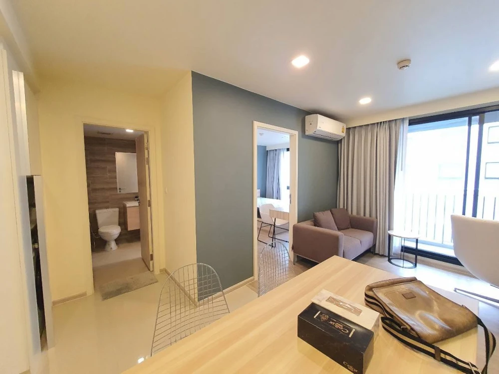 ให้เช่า Maestro 03 Ratchada-Rama 9 ห้องใหญ่ แบบ 2 ห้องนอน 2 ห้องน้ำ เฟอร์นิเจอร์ครบ น่าอยู่สุดๆ