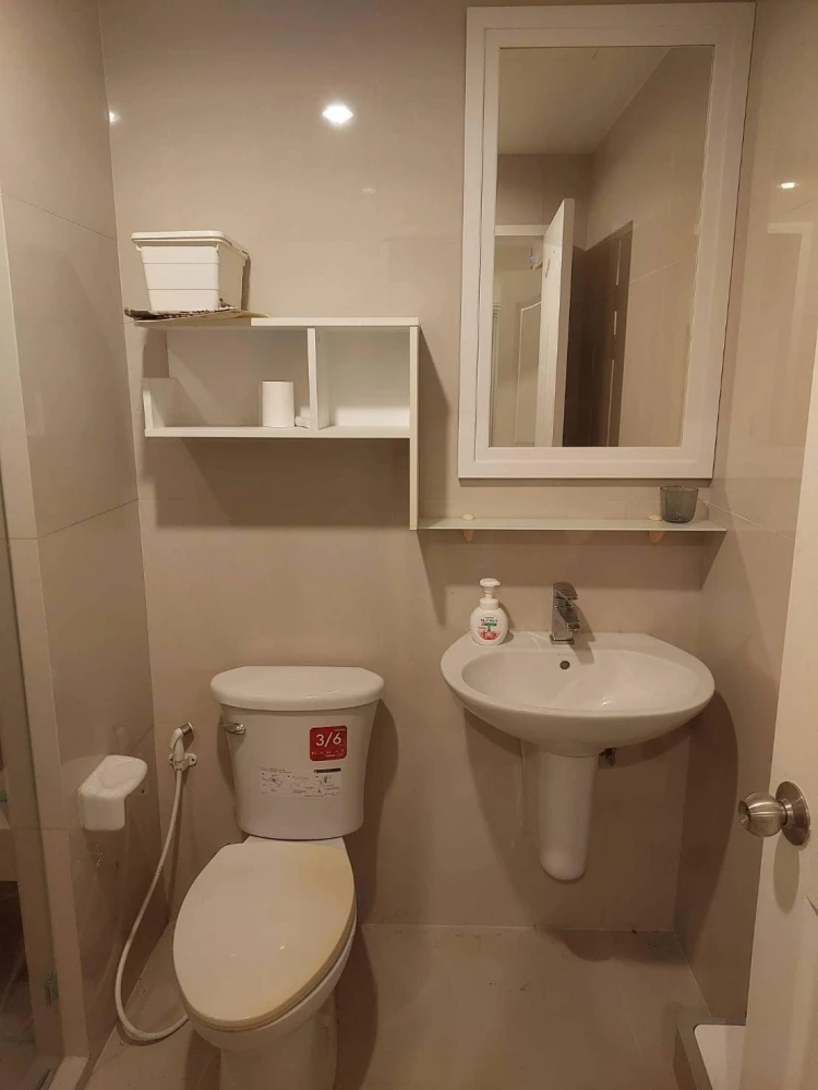 ให้เช่า Manor Sanambinnam ห้องหน้าอยู่ ชั้นสูง มีระเบียงในตัว รีบจองเลย