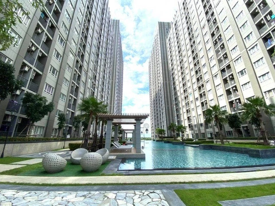 ให้เช่า Manor Sanambinnam ห้องหน้าอยู่ ชั้นสูง มีระเบียงในตัว รีบจองเลย