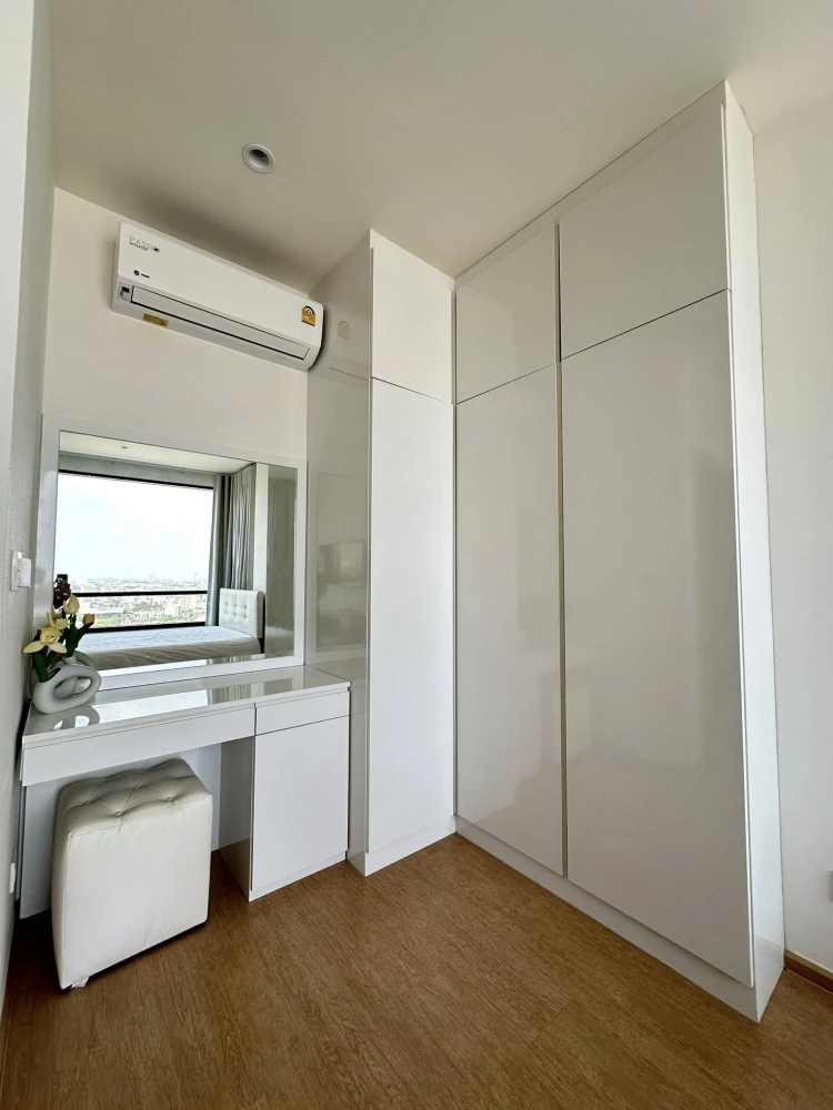 ให้เช่า Maru Ekkamai 2 ชั้น 20 ห้องริม วิวโล่ง ตกแต่งครบ พร้อมเข้าอยู่ได้ทันที!