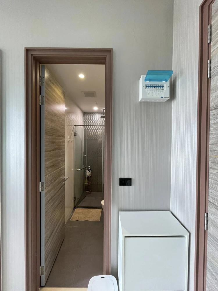 ให้เช่า Mayfair Place สุขุมวิท 50 ห้อง one bedroom ตกแต่งบิวท์อินทั้งห้อง มาแต่ตัว หัวใจและเสื้อผ้า เข้าอยู่ได้เลย