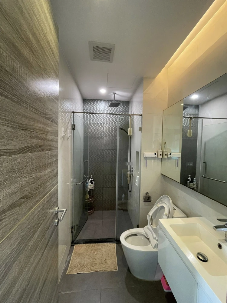 ให้เช่า Mayfair Place สุขุมวิท 50 ห้อง one bedroom ตกแต่งบิวท์อินทั้งห้อง มาแต่ตัว หัวใจและเสื้อผ้า เข้าอยู่ได้เลย