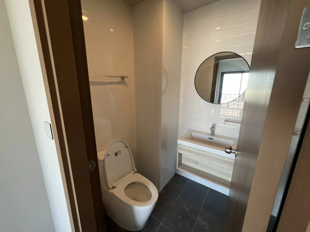 ให้เช่า Metris Pattanakarn ห้องชั้น 17 ตกแต่งคุมโทน มาพร้อมเฟอร์นิเจอร์ครบครัน จองเลย