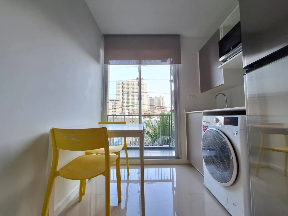 ให้เช่า Metro Luxe Rama 4 ชั้น 4 มาพร้อมการตกแต่งที่ครบครัน สนใจจองเลย ด่วนๆ