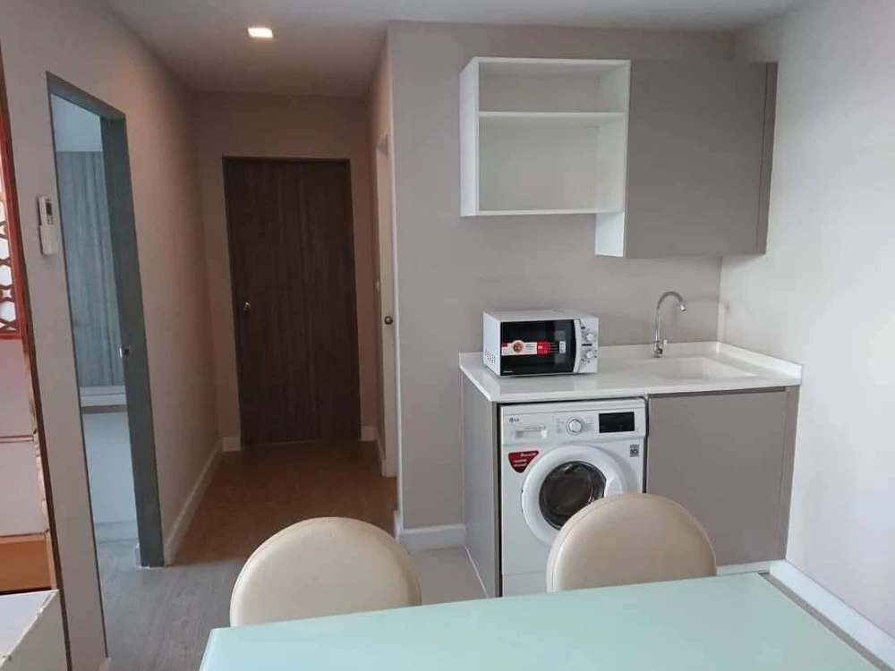 ให้เช่า Metro Luxe Ratchada ชั้น 3 (ห้องมุม) อาคาร A ตกแต่งบิวท์อิน พร้อมเฟอร์ครบครันย บอกเลยว่าต้องจอง