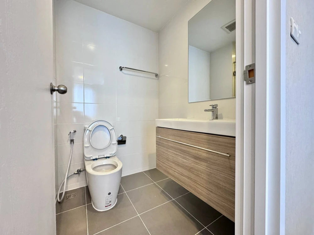 ให้เช่า Metro Luxe Riverfront Rattanathibet ตึก C ห้องสวย มีเฟอร์นิเจอร์อย่างดี พร้อมเข้าอยู่ !!