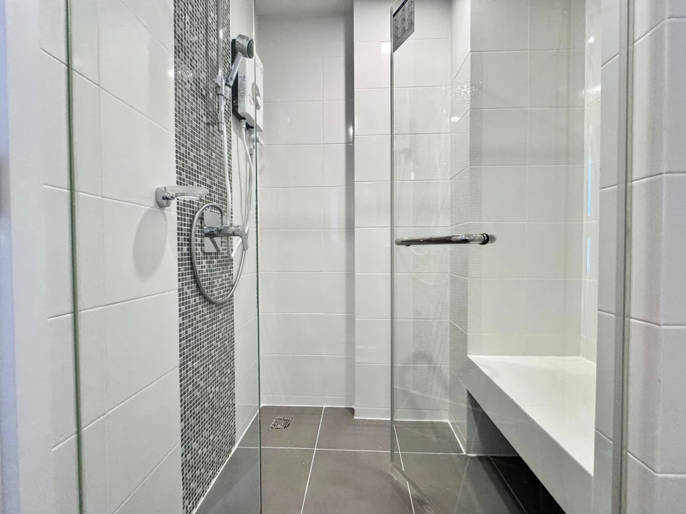 ให้เช่า Metro Luxe Riverfront Rattanathibet ตึก C ห้องสวย มีเฟอร์นิเจอร์อย่างดี พร้อมเข้าอยู่ !!