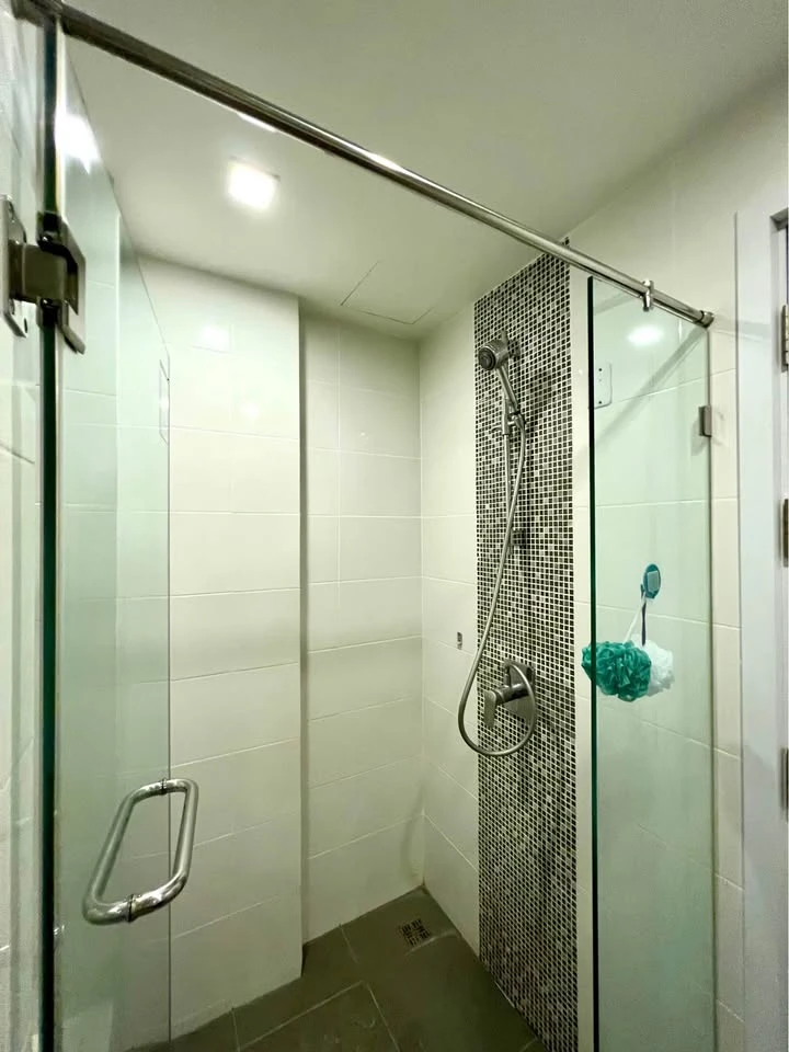 ให้เช่า Metro Luxe Riverfront Rattanathibet ห้องพร้อมอยู่ เฟอร์พร้อม ราคาสบายกระเป๋า จองเลย
