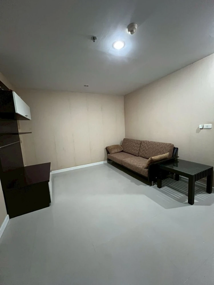 ให้เช่า Metro Park Sathorn ชั้น 8 มาพร้อมการตกแต่งที่ครบครัน สนใจจองเลย