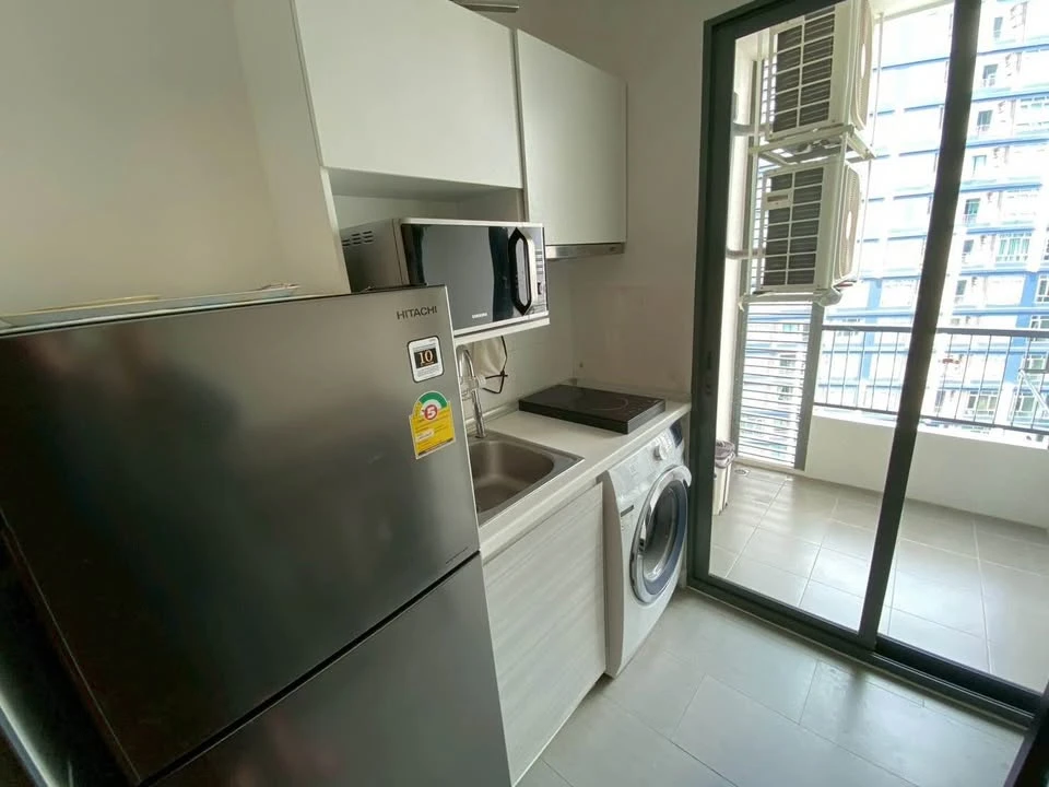 ให้เช่า Metro Sky Prachachue ห้องน่าอยู่ เฟอร์พร้อม จองเลย