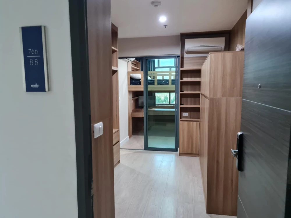 ให้เช่า Metro Sky Prachachuen ห้องพร้อมเข้าอยู่ เฟอร์ครบ จองเลยก่อนพลาด!!!