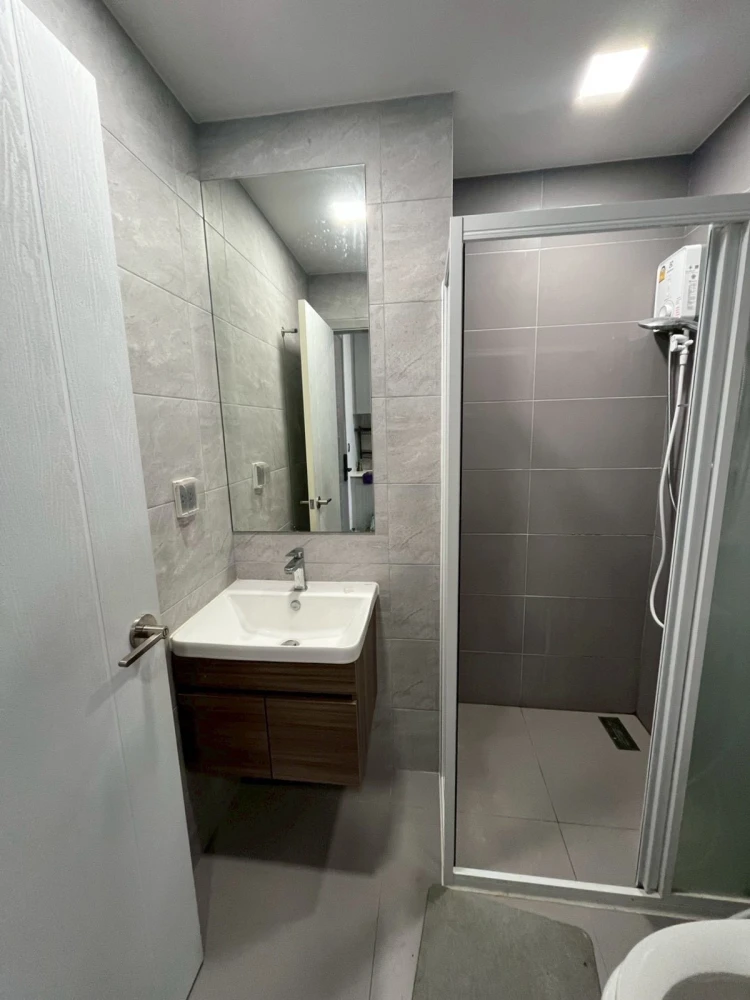 ให้เช่า Modiz Launch Rangsit มาพร้อมเฟอร์และเครื่องใช้ไฟฟ้าครบ สนใจจองเลย