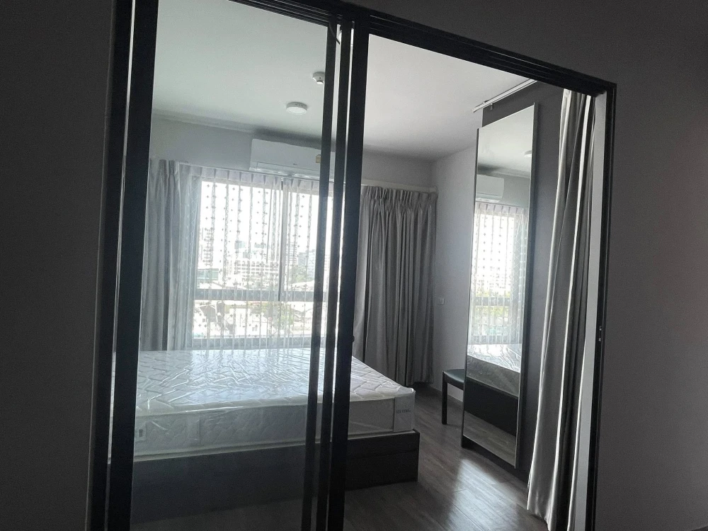 ให้เช่า Monte Rama 9 อาคาร B ชั้น 7 เฟอร์นิเจอร์ครบพร้อมเข้าอยู่ วิว สนามราชมังคลากีฬาสถาน แดดเช้า รีบจองเลย