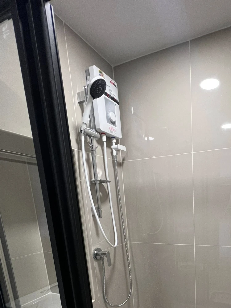 ให้เช่า Monte’ RSU ชั้น 5 แต่งครบ พร้อมเข้าอยู่ สนใจจองเลย ห้ามพลาด ด่วนๆจ้า