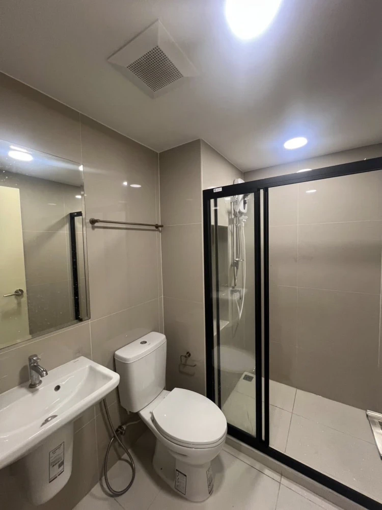 ให้เช่า Monte’ RSU 1 ห้องนอน มาพร้อมเฟอร์นิเจอร์และเครื่องใช้ไฟฟ้าครบครัน หิ้วกระเป๋าเข้าอยู่ได้เลยจ้า