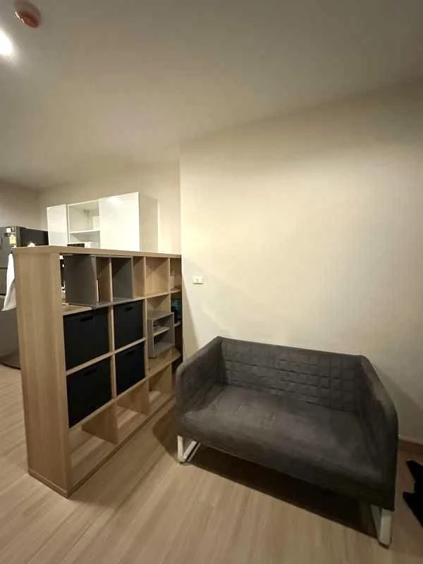 ให้เช่า Motif Condo Sathorn – Wongwian yai ห้องชั้นสูง เฟอร์พร้อม กว้างขวางอยู่สบาย แบ่งห้องเป็นสัดส่วนอย่างดี จองเลย