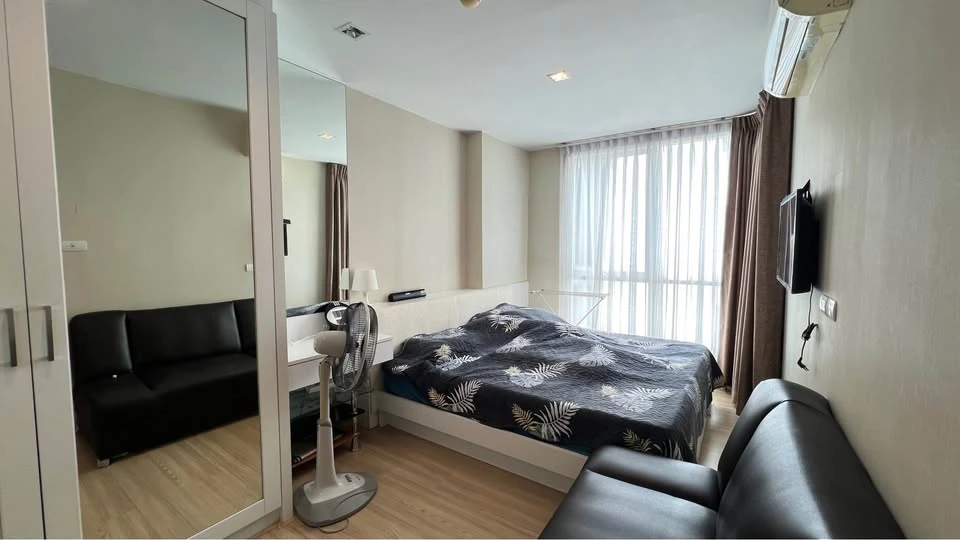 ให้เช่า Nice Suites สนามบินน้ำ ห้องกว้างขวางอยู่สบาย มีอุปกรณ์เครื่องใช้ไฟฟ้าครบชุด สามารถหิ้วกระเป๋าเข้าอยู่ได้เลย