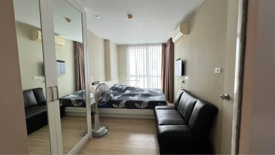 ให้เช่า Nice Suites สนามบินน้ำ ห้องกว้างขวางอยู่สบาย มีอุปกรณ์เครื่องใช้ไฟฟ้าครบชุด สามารถหิ้วกระเป๋าเข้าอยู่ได้เลย