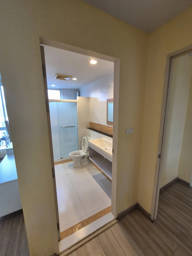 ให้เช่า Nice Suites Sanambinnam ห้องพร้อมอยู่ เฟอร์พร้อม ห้องกว้างอยู่สบาย รีบจองเลย