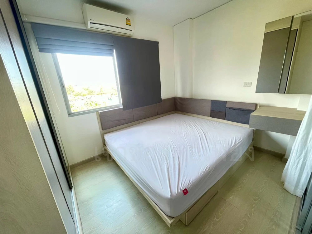 For rent: Niche id Serithai-Wongwaen, corner unit offering privacy, fully furnished. Don't miss out!