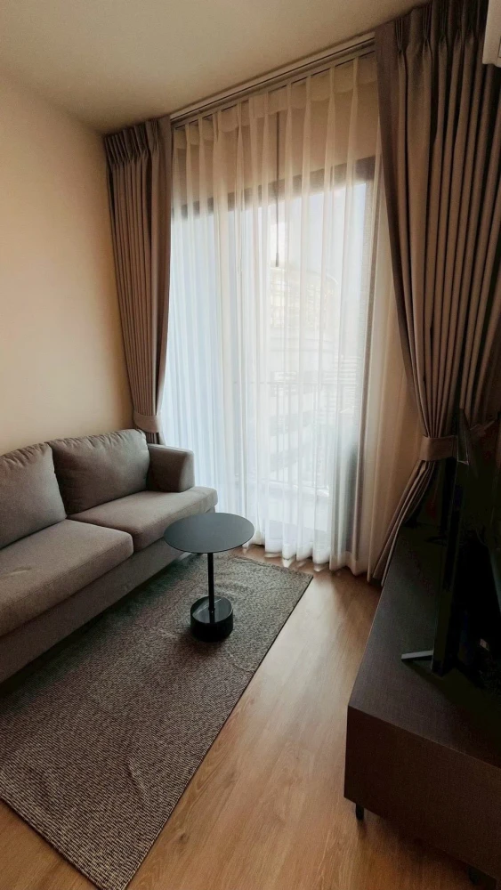 ให้เช่า  Noble Nue Distric R9 ห้องน่าอยู่ เฟอร์ เครื่องใช้ไฟฟ้าครบ ลากกระเป๋าเข้าอยู่ได้เลย คุณต้องไม่พลาด