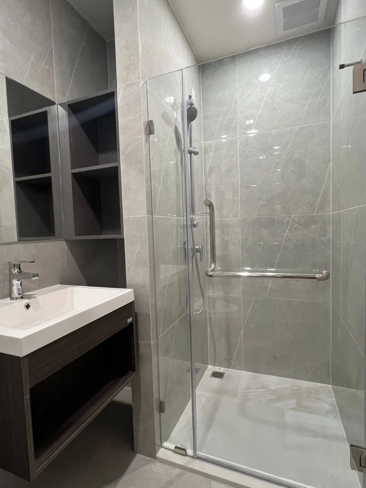 ให้เช่า Noble Nue District R9 ห้องชั้น 9 ทำเลดี เดินทางสะดวก เฟอร์นิเจอร์ครบครัน ห้ามพลาด