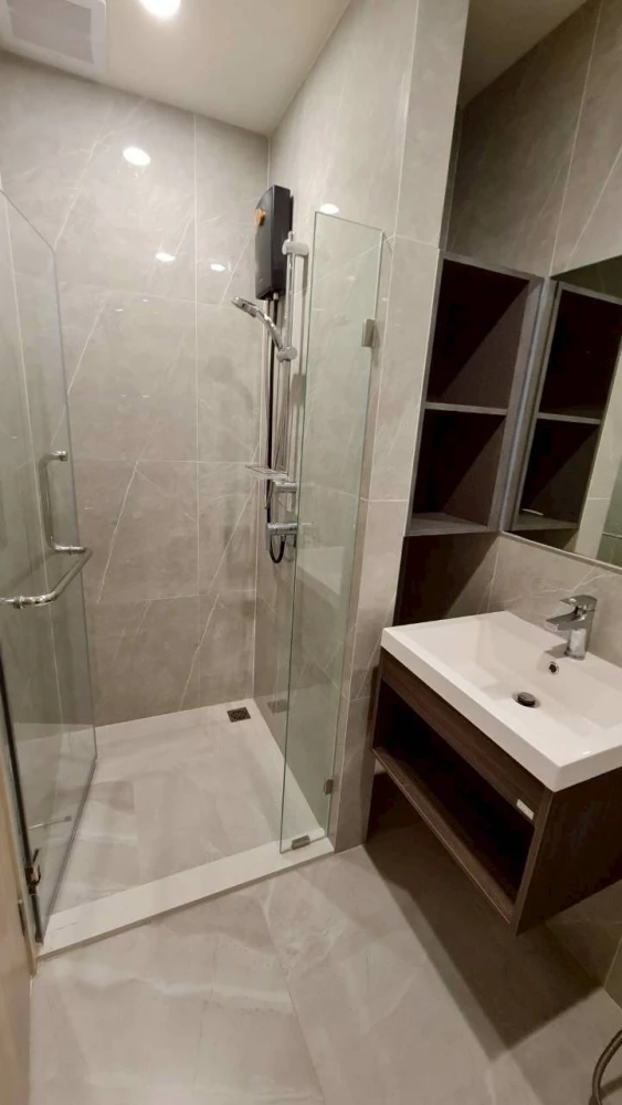 ให้เช่า Noble Nue District R9 ห้องพร้อมอยู่ ชั้น 2 ไม่สูง เฟอร์พร้อมจองเลย