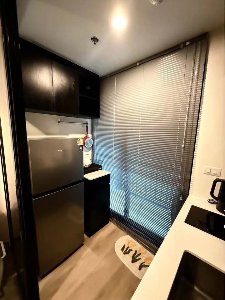 ให้เช่า Noble Nue District R9 1 ห้องนอน 1 ห้องน้ำ มาพร้อมเฟอร์ครบครัน มองเห็นวิวสวยจาดชั้นสูง จองเลย