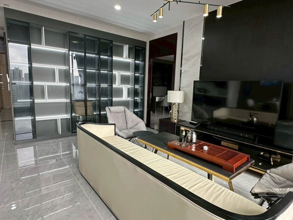 ให้เช่า Noble Ploenjit ชั้น 23 ห้องแต่งครบ พร้อมอยู่ สนใจจองเลย ห้ามพลาด