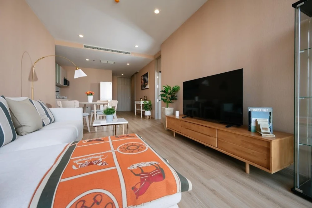 ให้เช่า Noble Ploenjit ชั้น 41 ห้องหัวมุม วิวเมือง แต่งครบ น่าอยู่ สนใจจองเลย