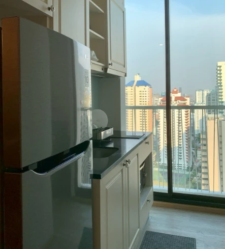 ให้เช่า Noble Recole Sukhumvit 19 ชั้น 27 ห้องมุม Fully furnished ตกแต่งสวยมาก พร้อมเข้าอยู่