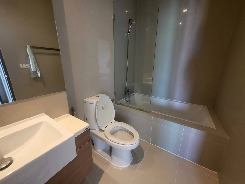 ให้เช่า Noble Reveal ห้องชั้นสูง กว้างขวางอยู่สบาย จองเลย