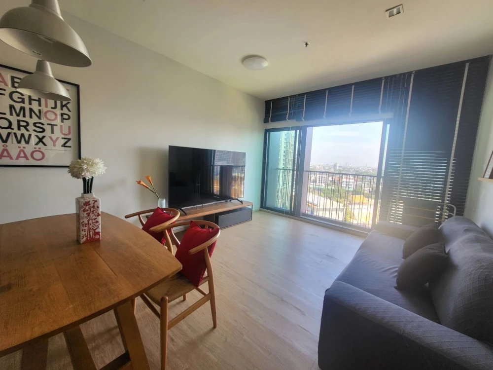 ให้เช่า Noble Reveal ห้องชั้นสูง กว้างขวางอยู่สบาย จองเลย