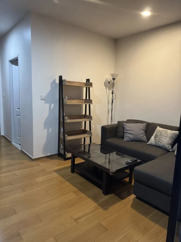 ให้เช่า Noble Revo Silom ห้องพร้อมอยู่ กว้างขวาง เฟอร์พร้อม จองเลย