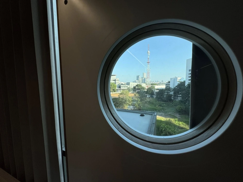 ให้เช่า Noble Revolve Ratchada เพดานสูง 4 เมตร บิ้วอินเกือบทั้งห้อง ออกแบบเพื่อการใช้งานจริง อยู่สบายมาก