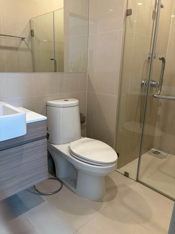 ให้เช่า Noble Revolve Ratchada เพนต์เฮาส์ชั้นบนสุด วิวพาโนรามาไร้สิ่งกีดขวาง ตกแต่งบิวท์อินเริ่ดๆ ห้ามพลาด