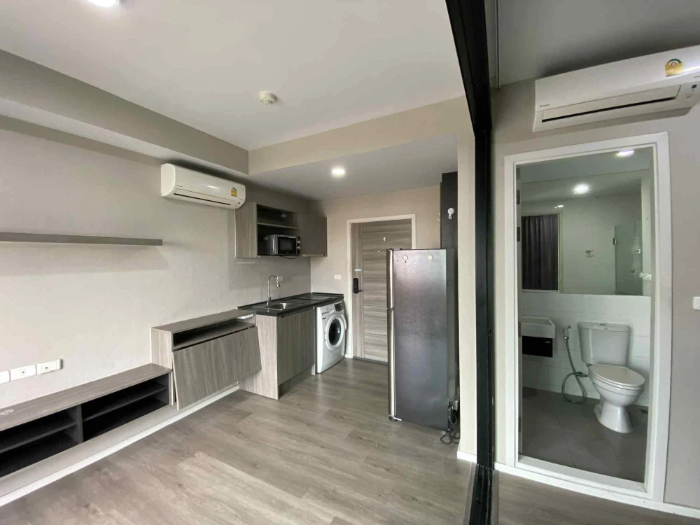 ให้เช่า Notting Hill Sukhumvit 105 ห้องพร้อมอยู่ เฟอร์ เครื่องใช้ไฟฟ้าครบ มาแต่ตัวเข้าอยู่ได้เลย อย่ารอช้า