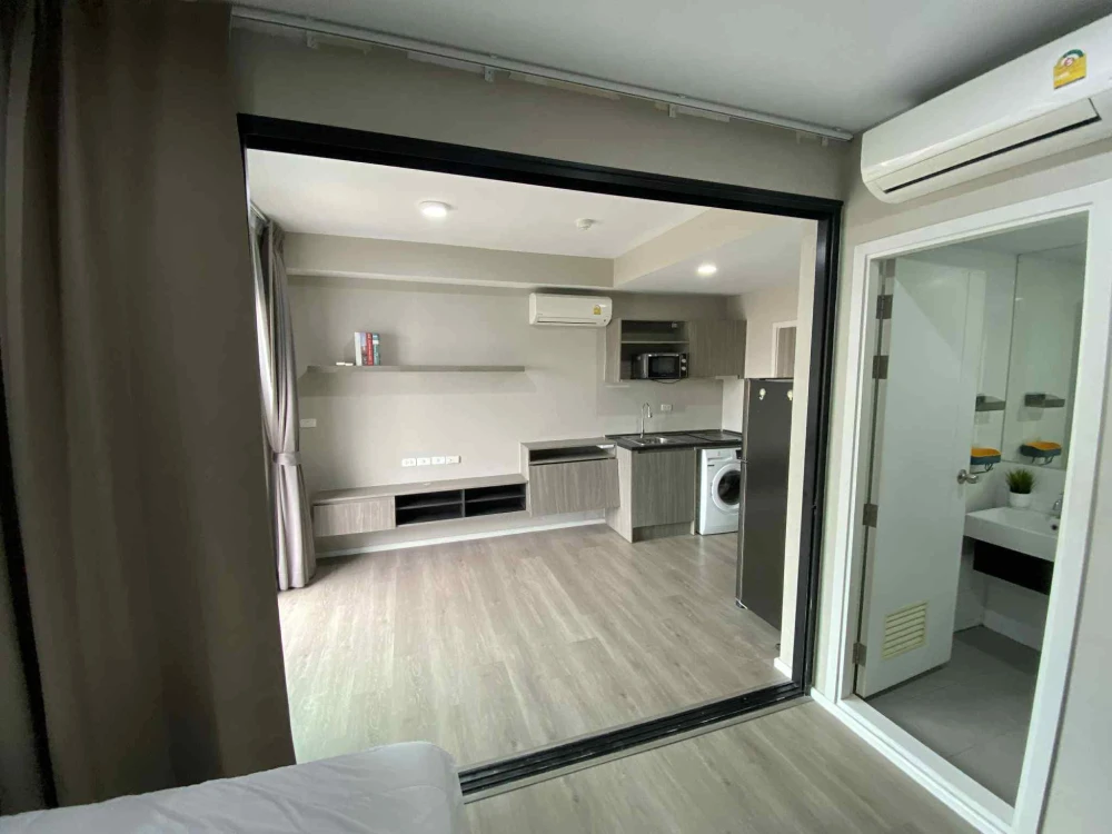 ให้เช่า Notting Hill Sukhumvit 105 ห้องพร้อมอยู่ เฟอร์ เครื่องใช้ไฟฟ้าครบ มาแต่ตัวเข้าอยู่ได้เลย อย่ารอช้า