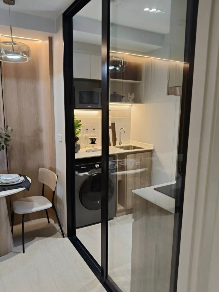 ให้เช่า NUE CORE KHU KHOT ห้องพร้อมอยู่ เฟอร์ เครื่องใช้ไฟฟ้าครบ มาจับมาจองเลย อย่าพลาด